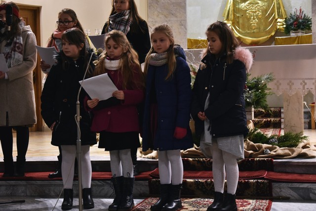 Kolędy i pastorałki są nieodłącznym elementem świąt Bożego Narodzenia.