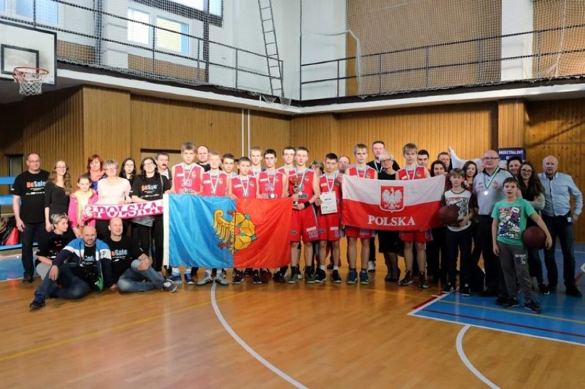Ogromny sukces wodzisławskich koszykarzy