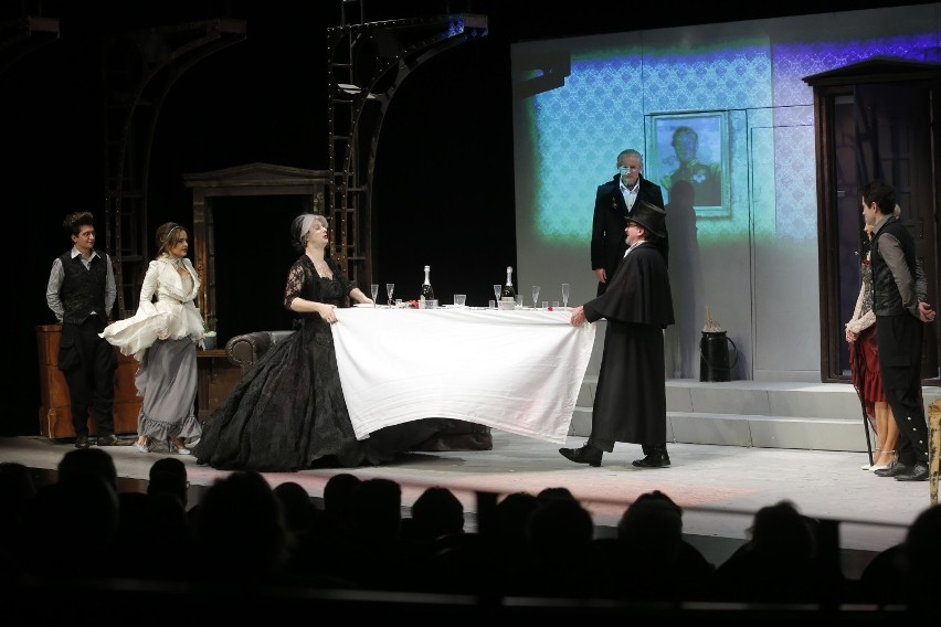 Premiera spektaklu "Ciotka Karola 4.1" w Teatrze Kwadrat