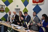 Jedlina-Zdrój. Rada miejska już po sesji inauguracyjnej! Zaprzysiężono nowych radnych i nową burmistrz