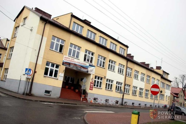 Alarm bombowy w Zespole Szkół Ponadgimnazjalnych w Błaszkach