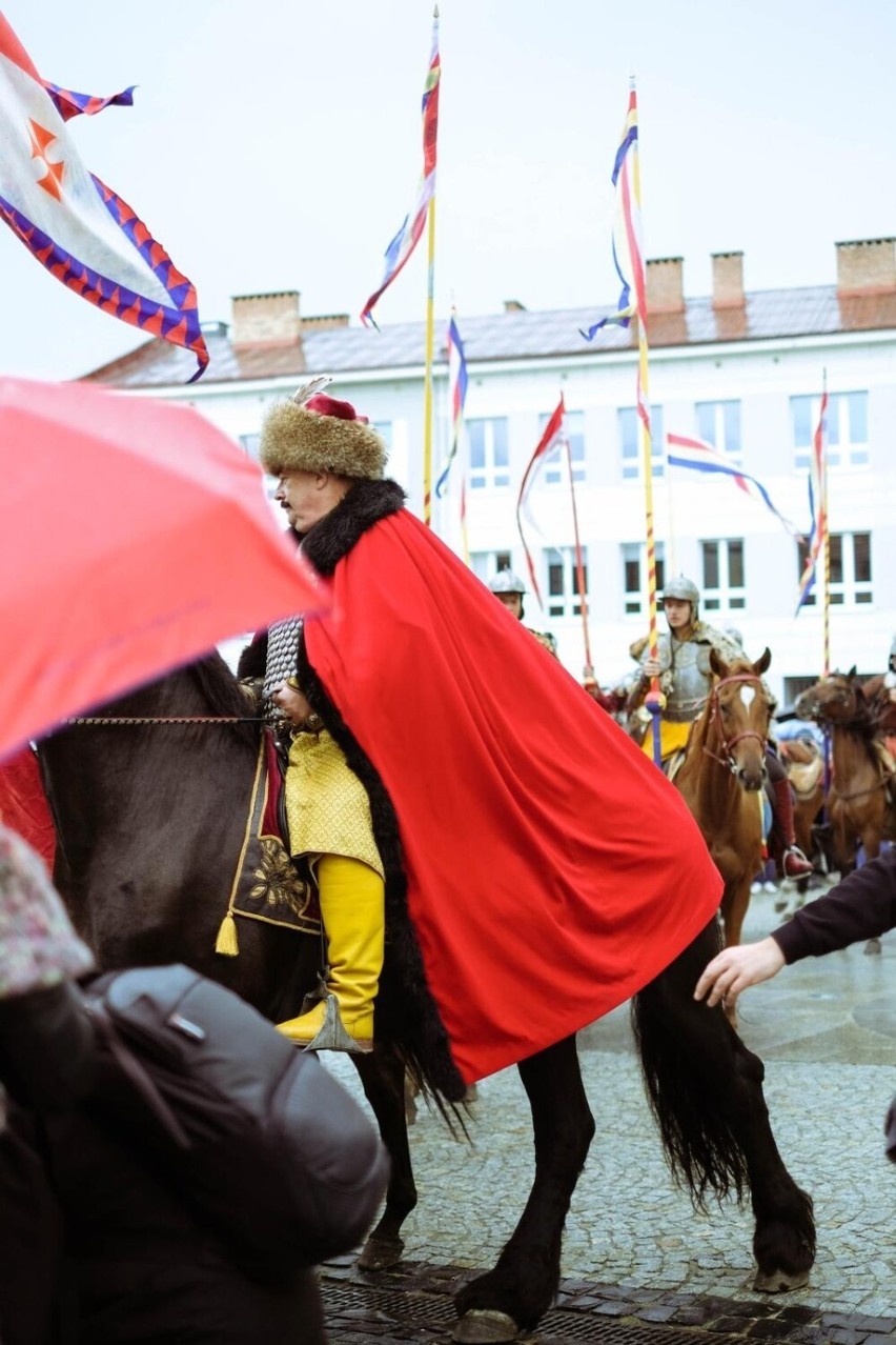 Parada Branickich w Białymstoku. Husaria przeszła przez centrum miasta (zdjęcia)