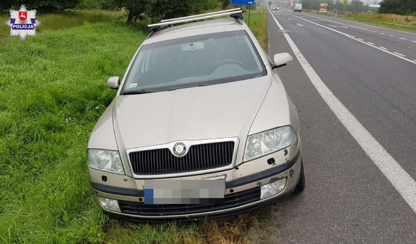 Pijany 15-latek ukradł auto, by przewieźć nim kradzioną folię. Zatrzymali go policjanci 