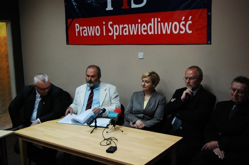 Kwidzyn: Posłanka Anna Fotyga wsparła inicjatywę referendum ws. sprzedaży udziałów szpitala