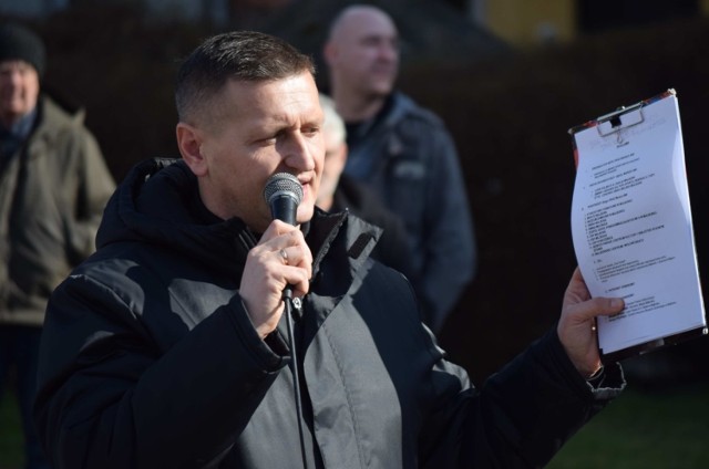 Ryszard Walendziak jest też znanym propagatorem biegów masowych i nordic walking.