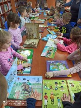 Przedszkolaki z Kamieńca odwiedziły Centrum Kultury i Bibliotekę Publiczną