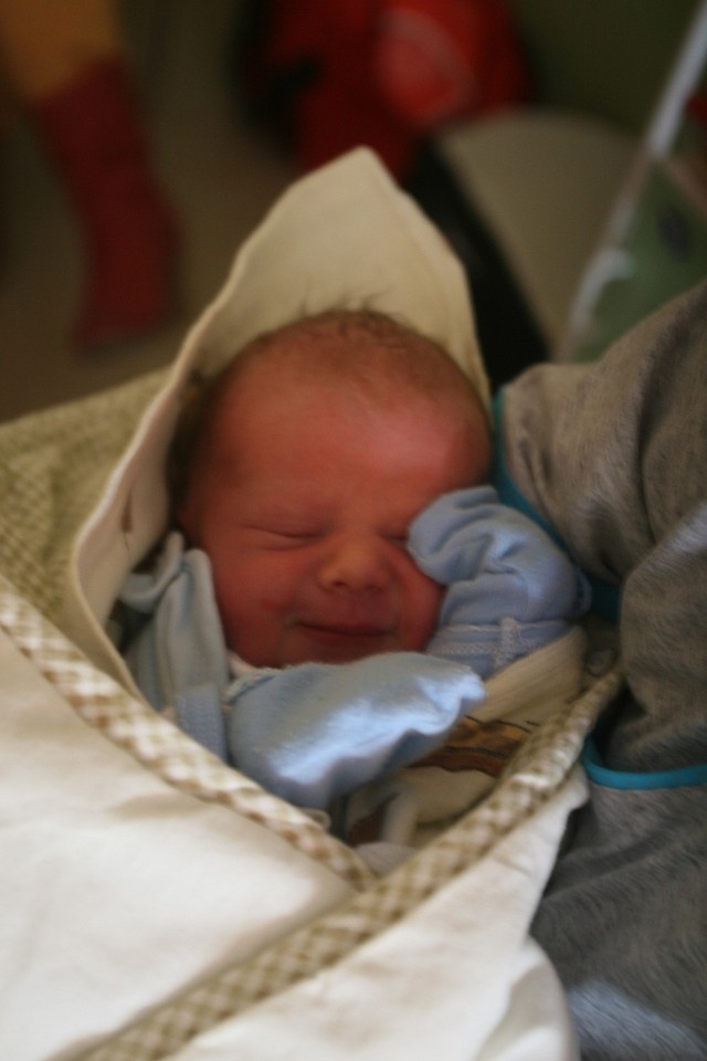 Krystian Król, syn Beaty i Mateusza, urodził się 2 grudnia. Ważył 2900 gramów.