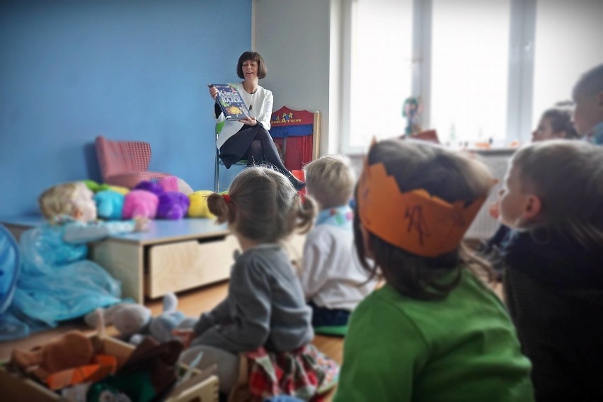 Joanna Jaśkowiak czytała dzieciom bajki