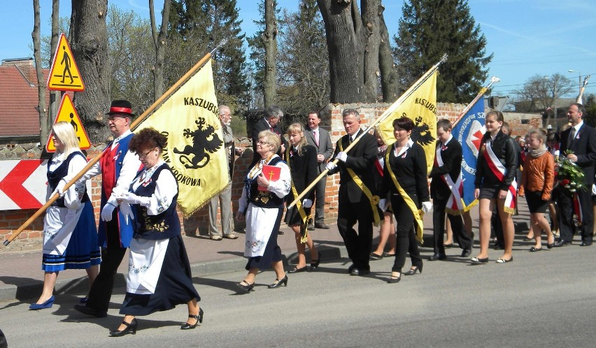 Uroczystości 222 rocznicy uchwalenia Konstytucji 3 Maja w Żarnowcu. We wiosce odsłonięto jej herb