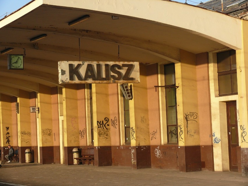 PKP ogłosiły przetarg na remont dworca w Kaliszu. ZDJĘCIA