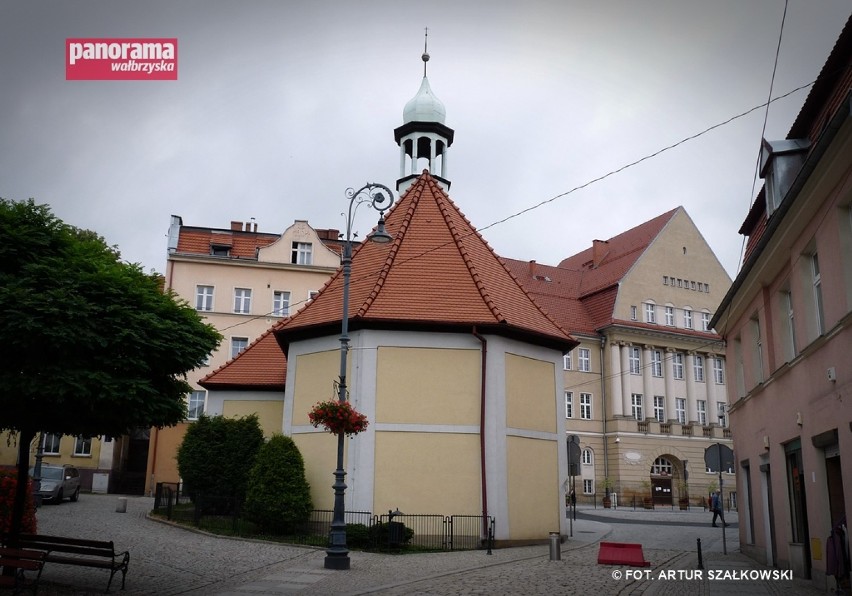 Włamanie do kościoła Matki Boskiej Bolesnej w Wałbrzychu...