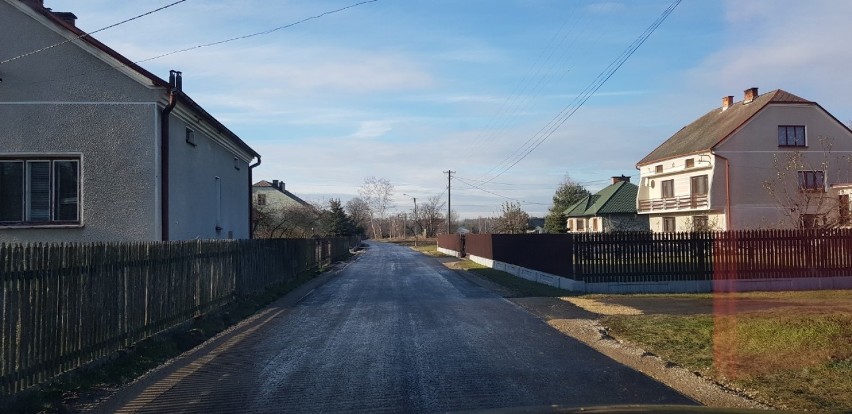 Dąbrowa Tarnowska. Zakończono remonty dróg gminnych [ZDJĘCIA]