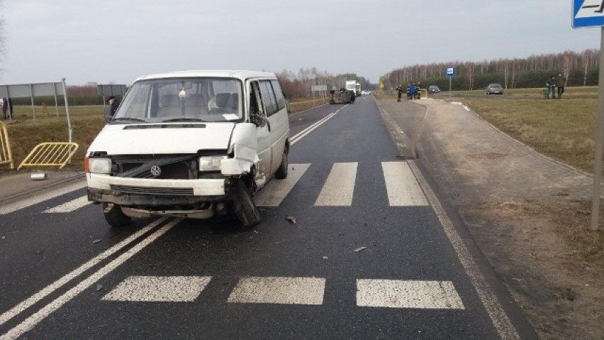 Wypadek w Kraśnicy na drodze wojewódzkiej 726 w powiecie opoczyńskim