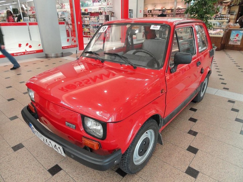 Polski Fiat 126p, czyli kultowy „maluch”. Zadebiutował w...