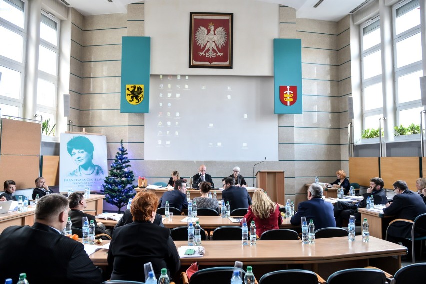 Sesja Rady Miasta w Gdyni - 30.12. 2015
