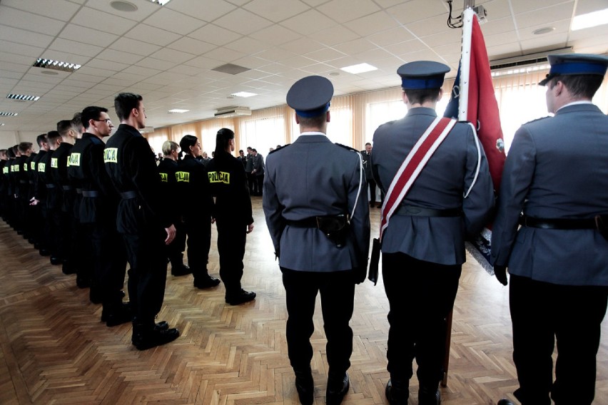 W Kujawsko-Pomorskiem mamy nowych policjantów [zdjęcia ze ślubowania]