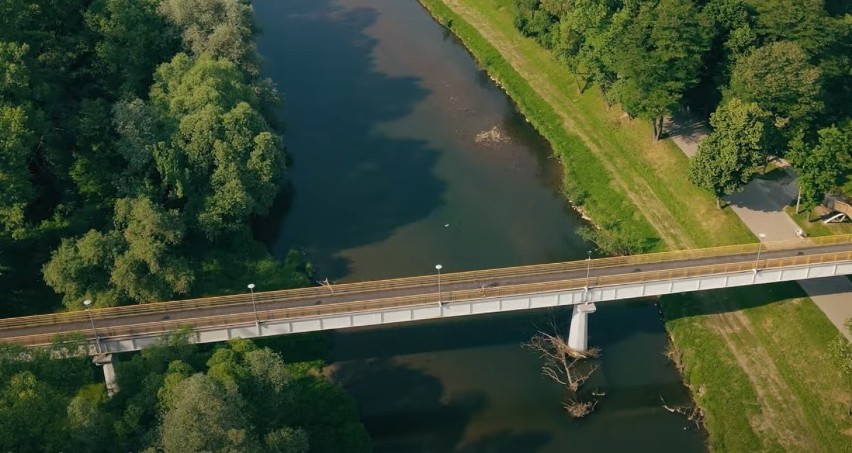 Kadr z filmu promocyjnego, który ma zachęcać do zwiedzania...