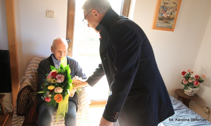 Najstarszy mieszkaniec gminy Skoki ma już 103 lata 