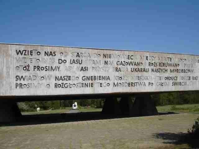 Spotkanie odbędzie się przy głównym monumencie pomnika