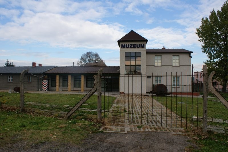 68 lat temu zlikwidowano obóz hitlerowski w Żabikowie [ZDJĘCIA]