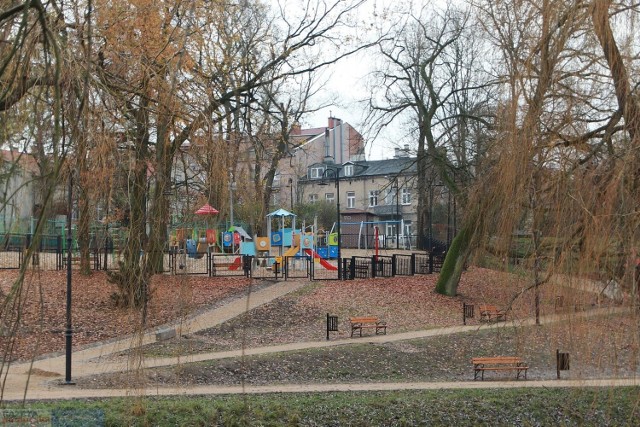 Tak wygląda rewitalizowany Park Sienkiewicza we Włocławku. Prace zakończą się jeszcze w 2022 roku.