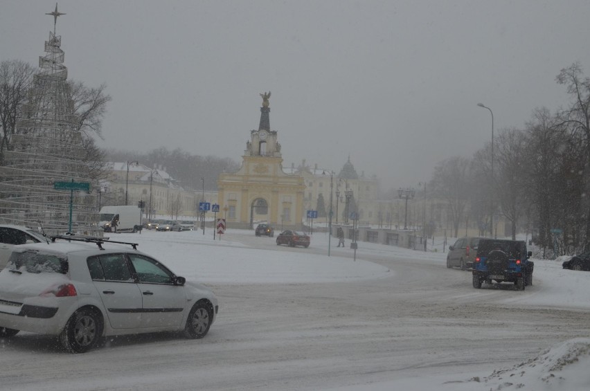 Zima kontratakuje. Białystok znów pod śniegiem (galeria)