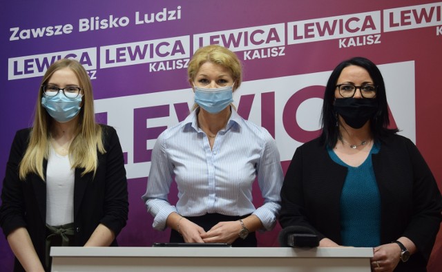 Od lewej: Natalia Dolak - koordynatorka Wiosny Kobiet w Kaliszu, posłanka Karolina Pawliczak i Anna Szymczak - sekretarz Nowej Lewicy w Kaliszu