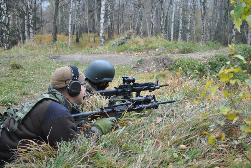 Airsoft, czyli rogoźnickie lasy zdobyte [ZDJĘCIA]