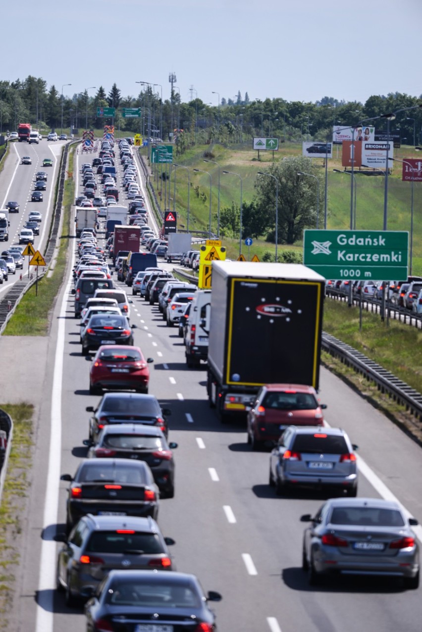 Utrudnienia na Węźle Karczemki. W sobotę były gigantyczne korki! [ZDJECIA]