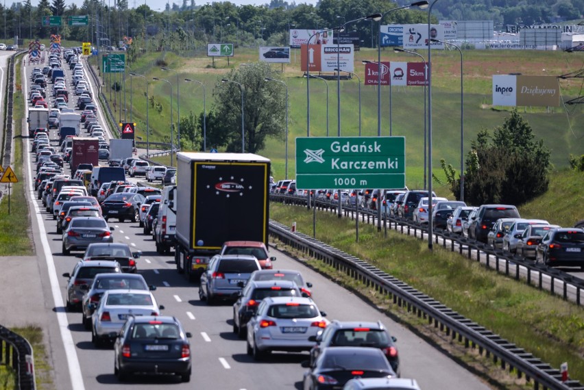 Utrudnienia na Węźle Karczemki. W sobotę były gigantyczne korki! [ZDJECIA]