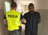 Koluszkowscy policjanci złapali 37-latka z gminy Rzgów, który był ścigany dwoma listami gończymi