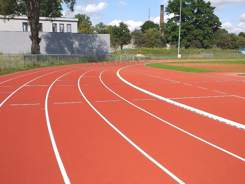 Zduńska Wola. Modernizacja obiektów sportowych na PMOS. Jaki jest postęp prac?