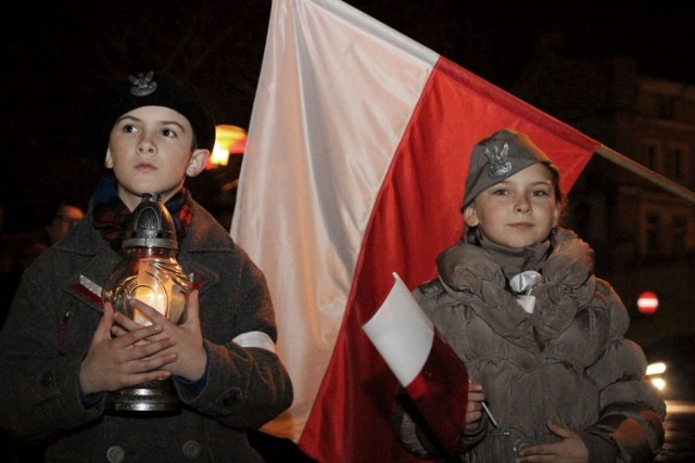 Gniezno: Marsz Niepodległości [FOTO]