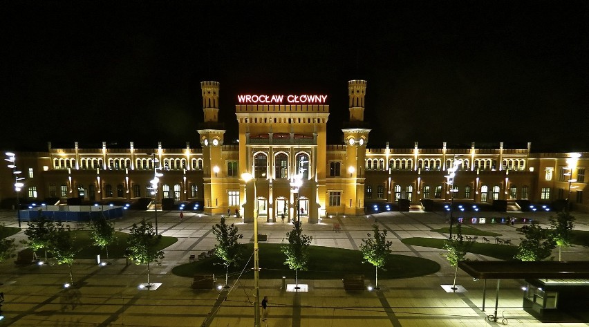 Jak wygląda Wrocław nocą?