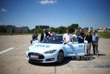 Samochód elektryczny Tesla w Krakowie [ZDJĘCIA, WIDEO]
