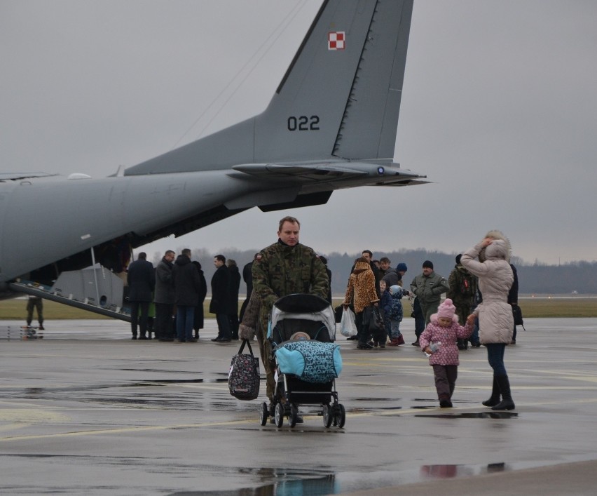 W połowie stycznia br. 178 Polaków zostało ewakuowanych z...