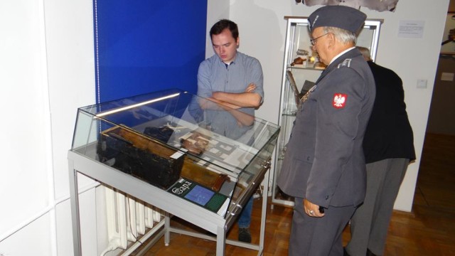 Seniorzy lotnictwa odwiedzili zduńskowolskie muzeum