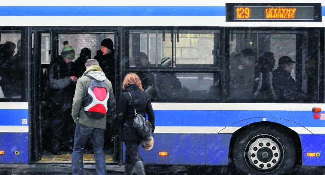 Studenci i mieszkańcy Prądnika Czerwonego chcą, by autobus jeździł częściej niż do tej pory