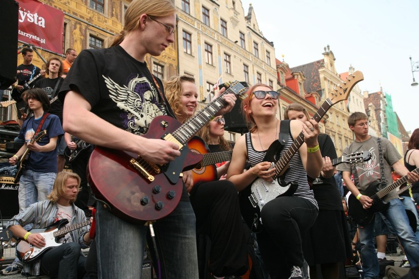 Będą bić Gitarowy Rekord Guinnessa 2011 we wrocławskim Rynku