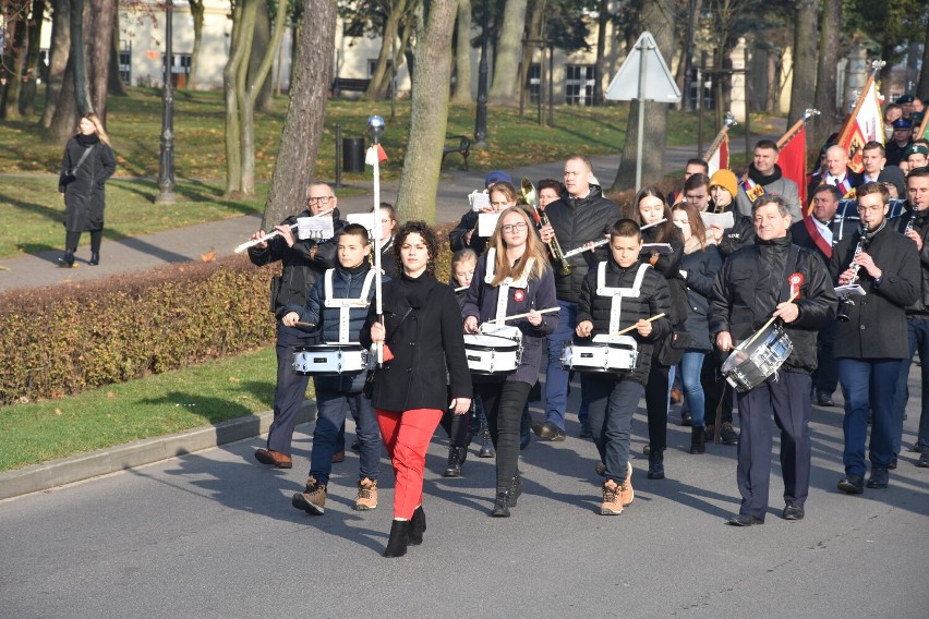 Tak wyglądały obchody Narodowego Święta Niepodległości 11 listopada 2021 w Rypinie. Zobacz zdjęcia