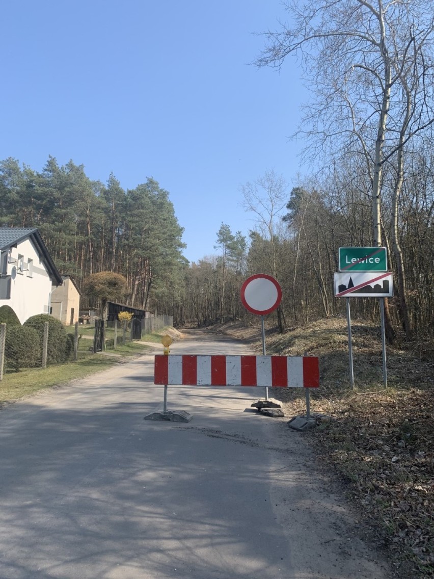 Uwaga! Trwa budowa drogi powiatowej Lewice - Krzyżkówko....
