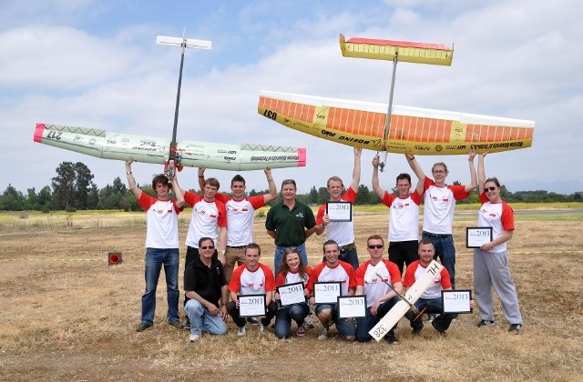 Studenci z Politechniki Warszawskiej zajęli trzy pierwsze miejsca w prestiżowych zawodach lotniczych sponsorowanych m.in. przez Lockheed Martin i NASA.