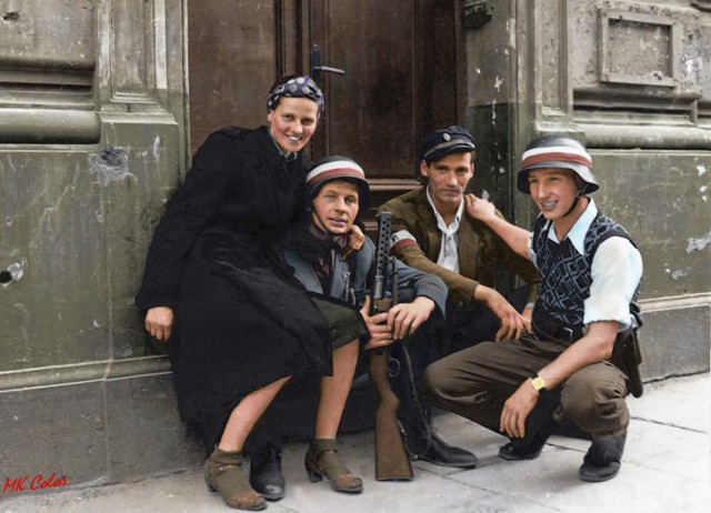 Jutro popołudniu zawyją w mieście syreny alarmowe

Zdjęcia źródło: warszawa.naszemiasto./pl: Koloruje historię. Dzięki jego pracy poznajemy nieznane strony Powstania Warszawskiego [ZDJĘCIA]