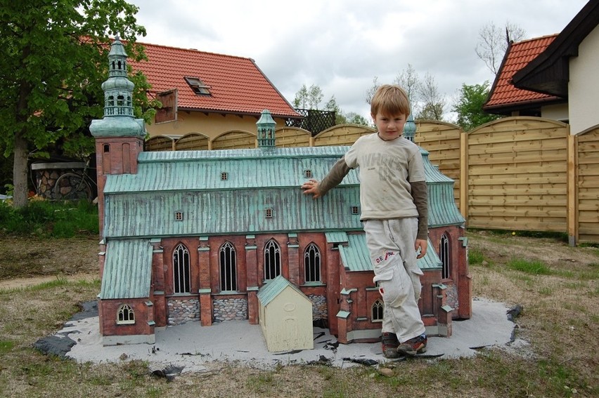 Miniatury najbardziej znanych budowli świata zobaczysz w Stryszej Budzie