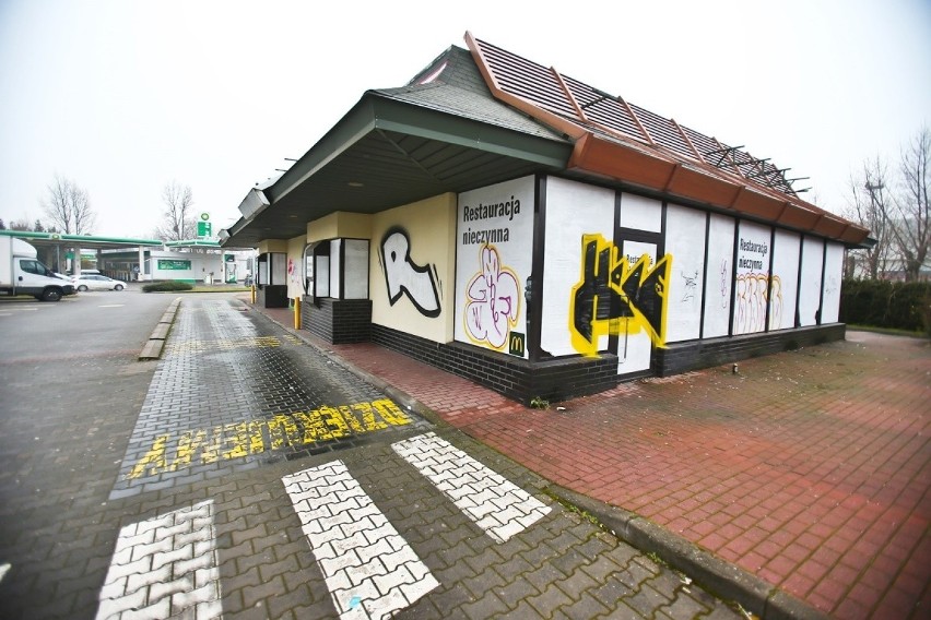 Popularny McDonald’s we Wrocławiu zamknięty od wielu miesięcy. Czy będzie otwarty?