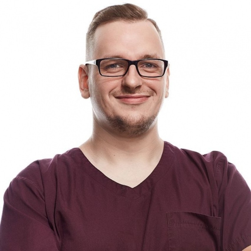 Adam Jaworski, stomatolog

Adam Jaworski pracuje w Premium...