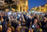 Poznań: Łańcuch Światła znów zapłonął w obronie sądów [ZDJĘCIA]