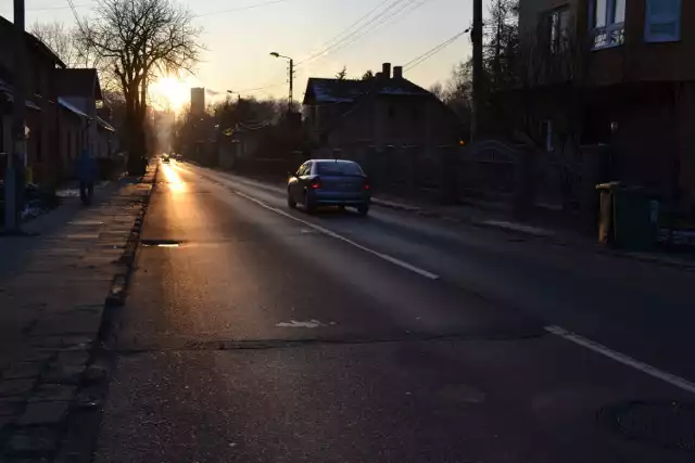 Które ulice w Jaworznie powinny zostać wyremontowane? Nasi Czytelnicy dobrze wiedzą, gdzie przyda się remont lub odświeżenie.  Zobacz kolejne plansze. Przesuwaj zdjęcia w prawo - naciśnij strzałkę lub przycisk NASTĘPNE