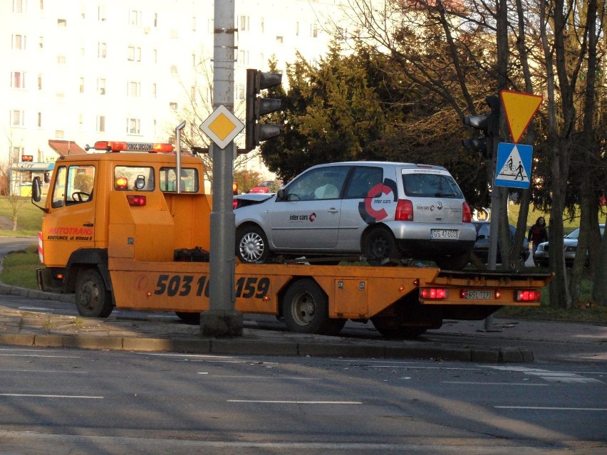 Słupsk: Kolizja na ul. Szczecińskiej. Powodem awaria sygnalizacji świetlnej