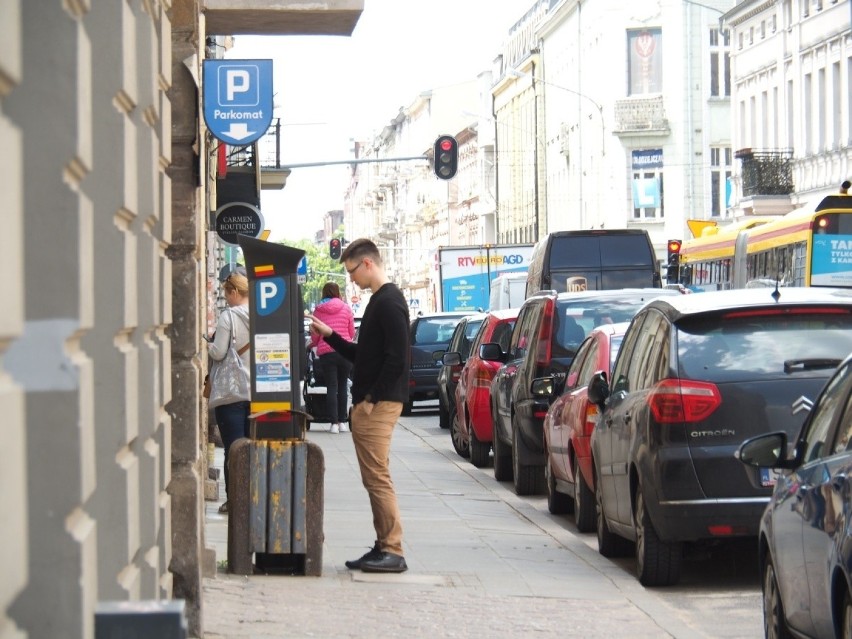 Kto parkuje w centrum, ten płaci więcej. Wzrost opłat w łódzkiej Strefie Płatnego Parkowania